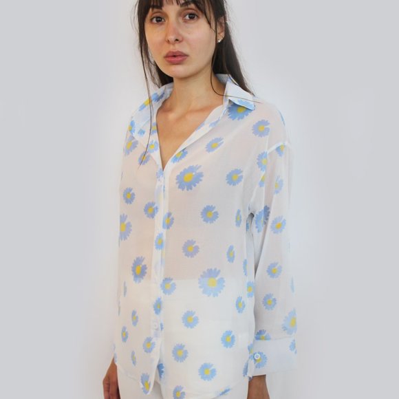 Beaded Daisy Button Down Blouse ST-823 - Picture 3 of 9